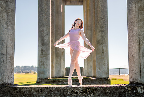 Senior Portraits Tacoma Chambers Bay
